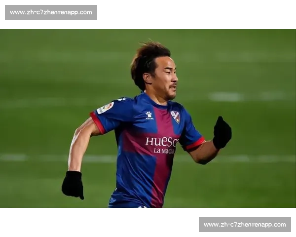 14岁球员能否登上五大联赛舞台的规则与现实解析年龄限制发展路径